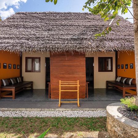 Вілла Umah Ilu Island Retreat Penida Toyapakeh Екстер'єр фото